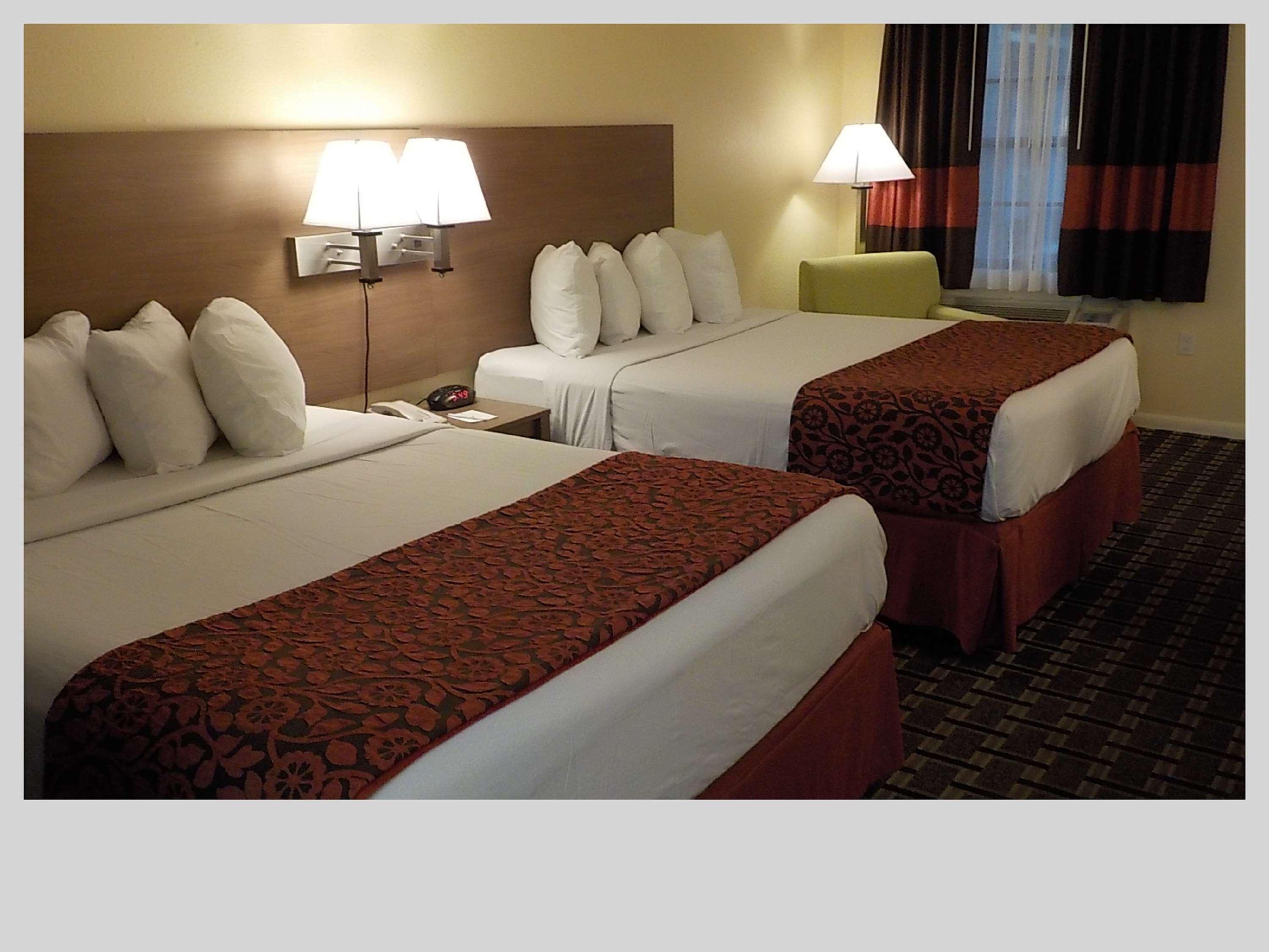 Best Western Bazarell Inn Монтеморелос Экстерьер фото
